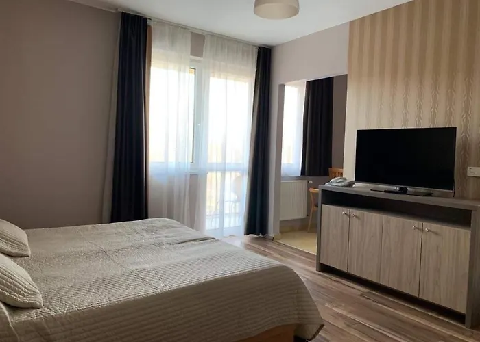 מלון דירות Melody 4*