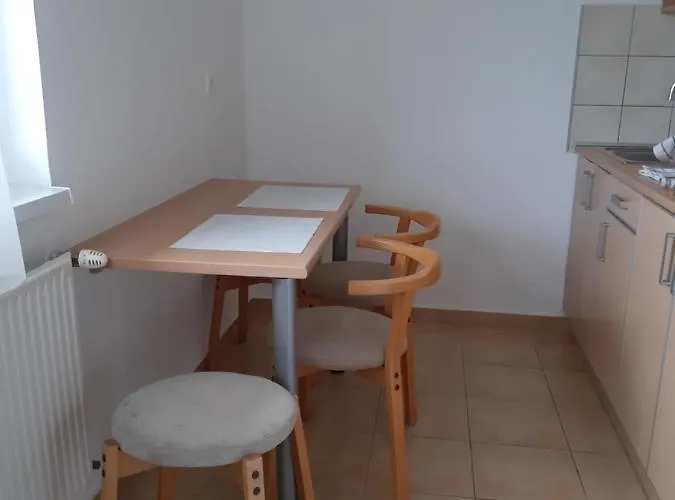 מלון דירות Melody 4*